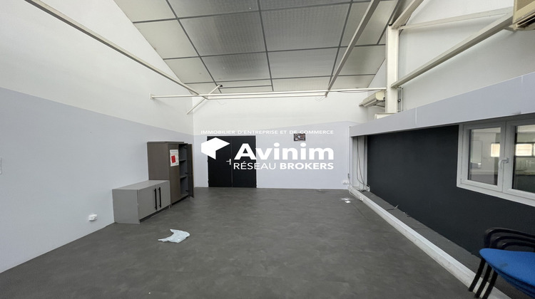 Ma-Cabane - Location Divers Nanterre, 180 m²