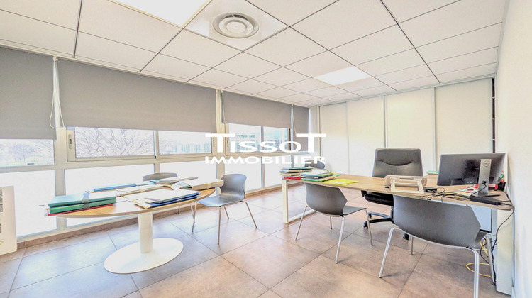 Ma-Cabane - Location Divers Nîmes, 233 m²