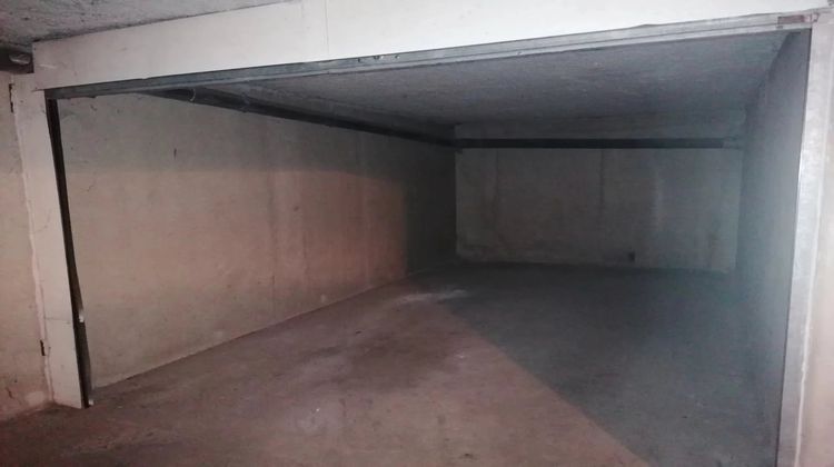 Ma-Cabane - Location Divers Nîmes, 13 m²