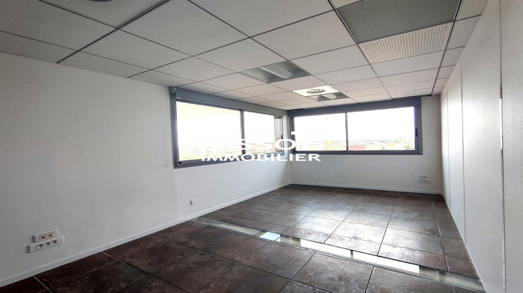 Ma-Cabane - Location Divers Nîmes, 157 m²