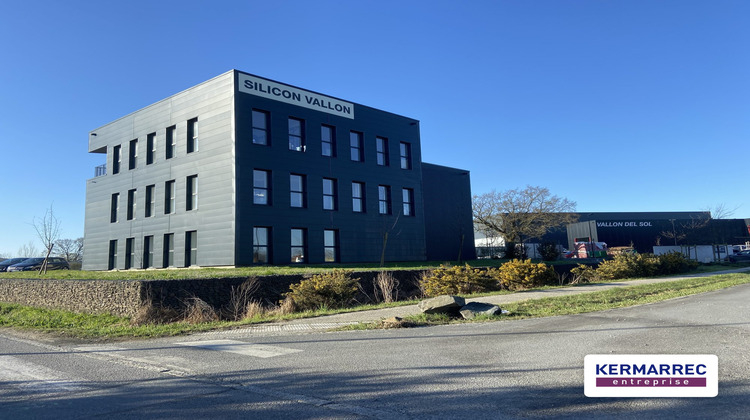 Ma-Cabane - Location Divers Noyal-Châtillon-sur-Seiche, 157 m²