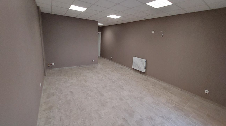 Ma-Cabane - Location Divers Onnaing, 40 m²