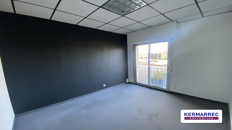 Ma-Cabane - Location Divers Pacé, 230 m²