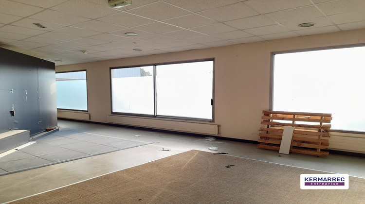 Ma-Cabane - Location Divers Pacé, 195 m²