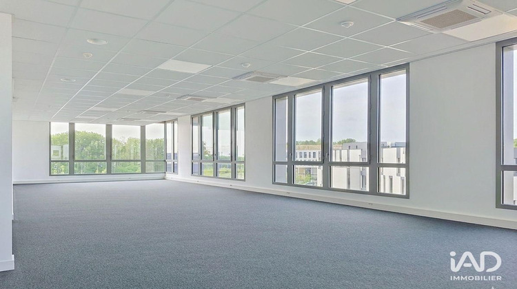 Ma-Cabane - Location Divers Pacé, 270 m²