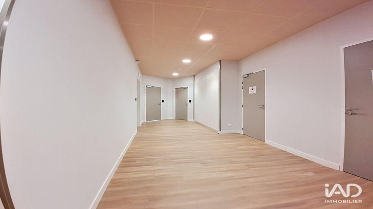 Ma-Cabane - Location Divers Pacé, 270 m²