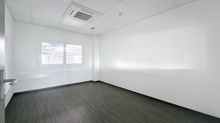 Ma-Cabane - Location Divers PARCAY MESLAY, 423 m²