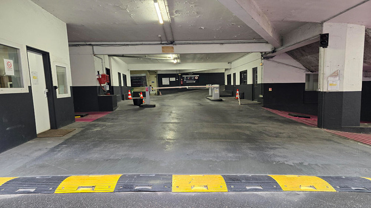 Ma-Cabane - Location Divers PARIS 15, 0 m²