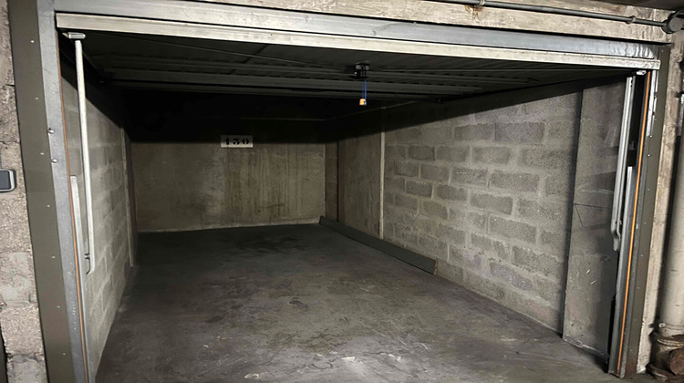 Ma-Cabane - Location Divers PARIS 20, 0 m²