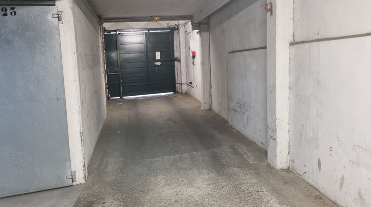 Ma-Cabane - Location Divers PARIS 20, 30 m²