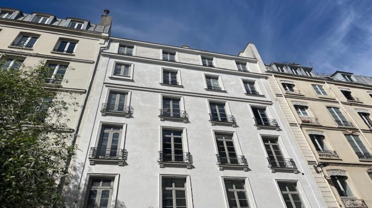 Ma-Cabane - Location Divers Paris, 83 m²