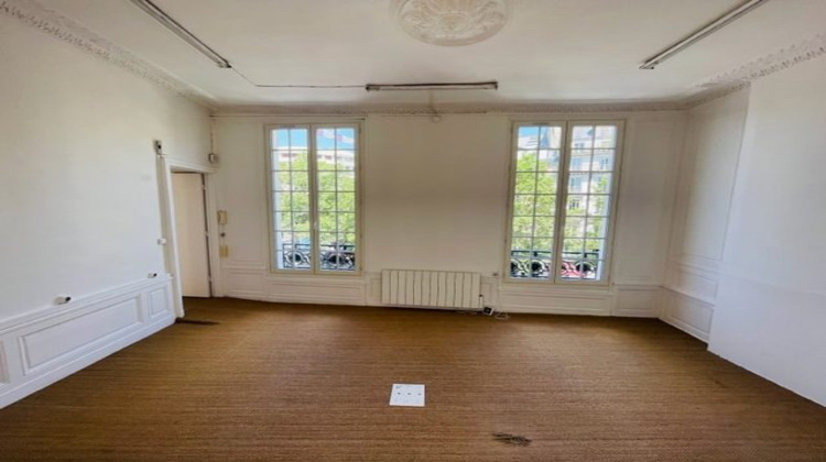 Ma-Cabane - Location Divers Paris, 83 m²