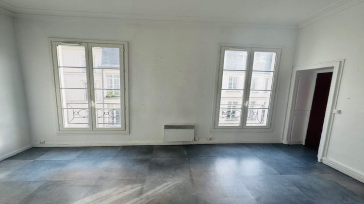 Ma-Cabane - Location Divers Paris, 83 m²