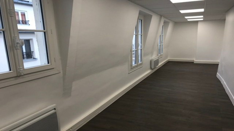 Ma-Cabane - Location Divers Paris, 90 m²