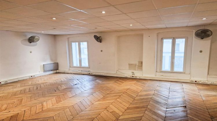 Ma-Cabane - Location Divers PARIS, 170 m²