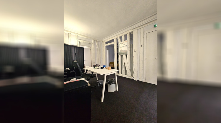 Ma-Cabane - Location Divers Paris, 186 m²