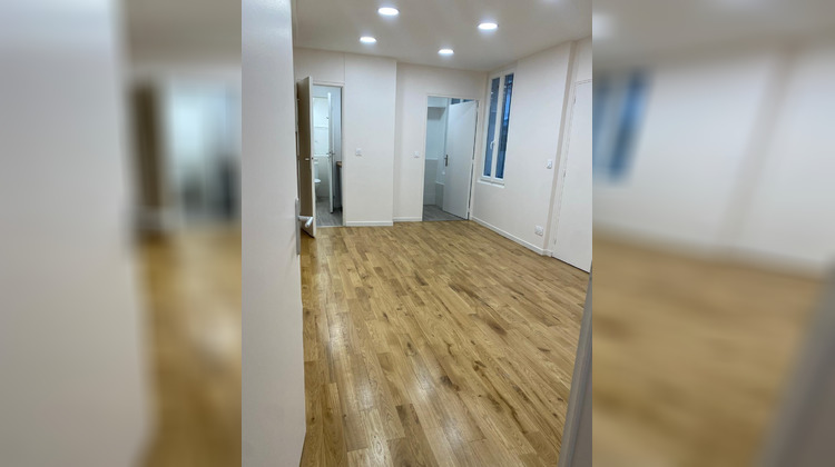 Ma-Cabane - Location Divers Paris, 120 m²