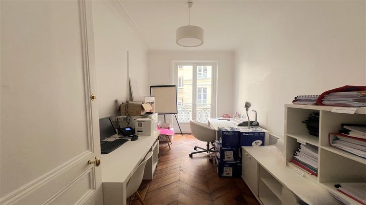 Ma-Cabane - Location Divers PARIS, 180 m²