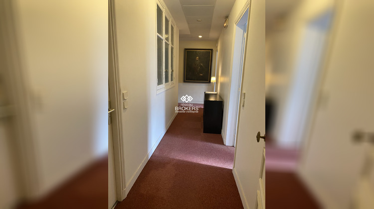 Ma-Cabane - Location Divers Paris, 191 m²