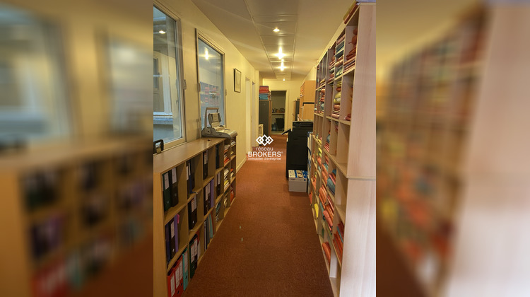 Ma-Cabane - Location Divers Paris, 191 m²