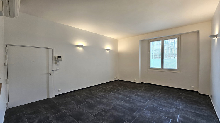 Ma-Cabane - Location Divers Paris, 43 m²