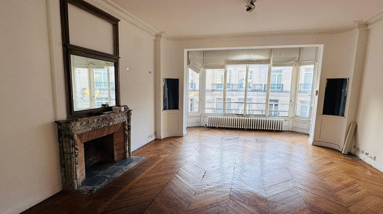 Ma-Cabane - Location Divers Paris, 190 m²