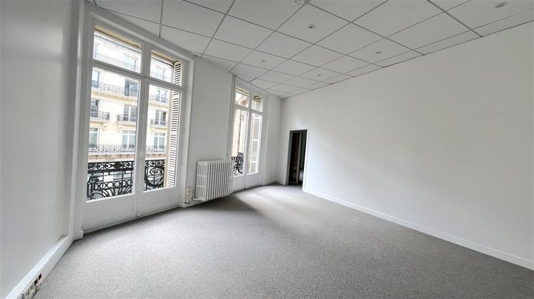 Ma-Cabane - Location Divers PARIS, 129 m²