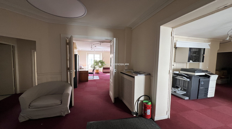 Ma-Cabane - Location Divers Paris, 136 m²