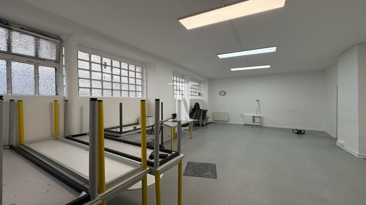 Ma-Cabane - Location Divers Paris, 180 m²