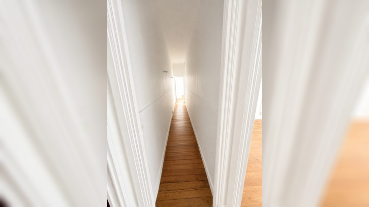 Ma-Cabane - Location Divers Paris, 134 m²