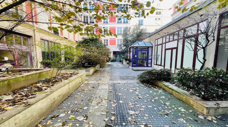 Ma-Cabane - Location Divers Paris, 179 m²