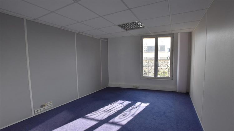 Ma-Cabane - Location Divers PARIS, 206 m²