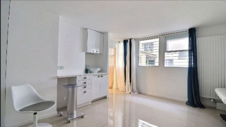 Ma-Cabane - Location Divers PARIS, 77 m²