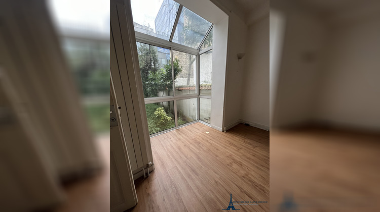 Ma-Cabane - Location Divers Paris, 160 m²