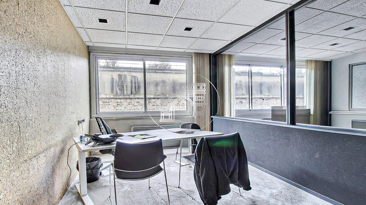 Ma-Cabane - Location Divers Paris, 90 m²