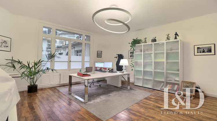 Ma-Cabane - Location Divers Paris, 175 m²