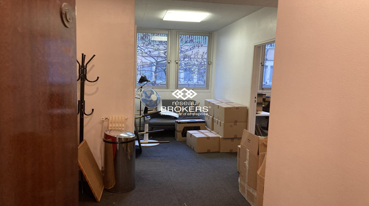 Ma-Cabane - Location Divers Paris, 80 m²