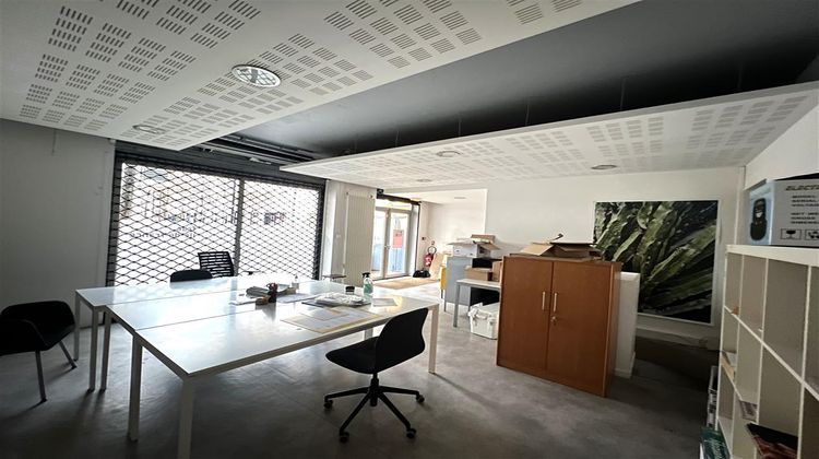 Ma-Cabane - Location Divers PARIS, 235 m²