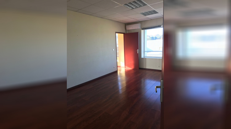 Ma-Cabane - Location Divers PERIGUEUX, 190 m²