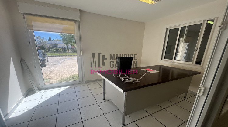 Ma-Cabane - Location Divers Pernes-les-Fontaines, 172 m²