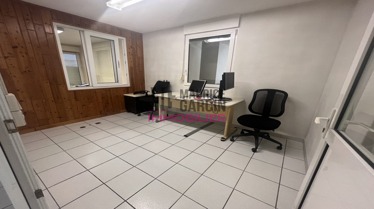 Ma-Cabane - Location Divers Pernes-les-Fontaines, 172 m²