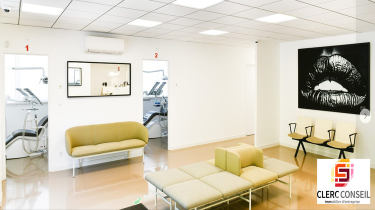 Ma-Cabane - Location Divers Petit-Couronne, 548 m²