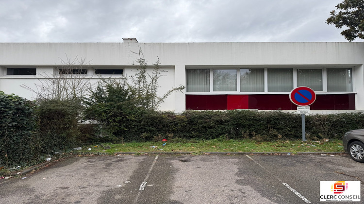 Ma-Cabane - Location Divers Petit-Couronne, 548 m²