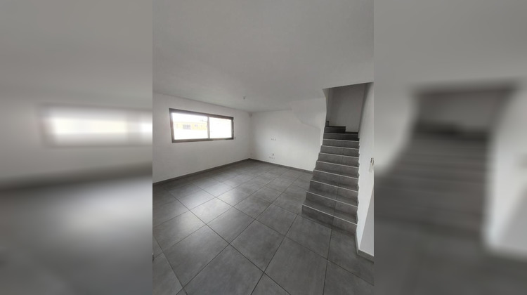 Ma-Cabane - Location Divers PIA, 82 m²