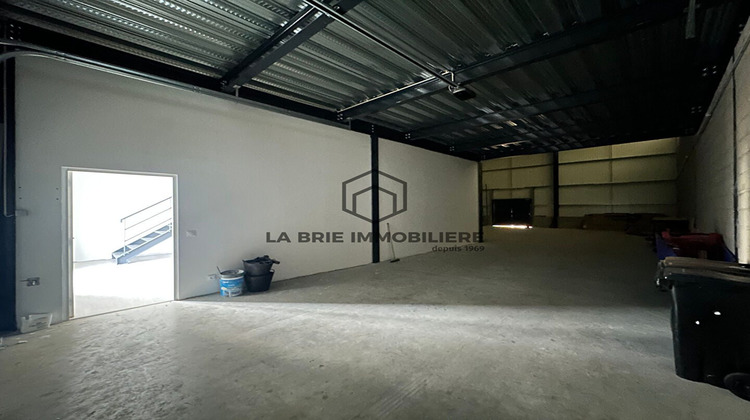 Ma-Cabane - Location Divers Pontault-Combault, 280 m²