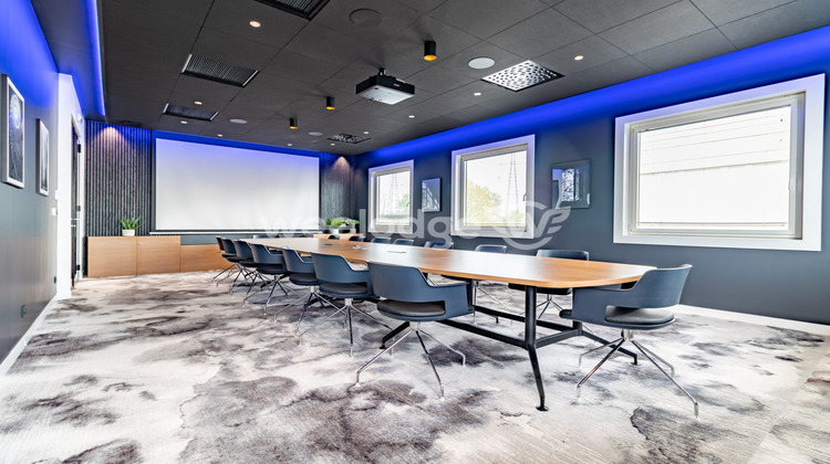 Ma-Cabane - Location Divers Pontoise, 200 m²