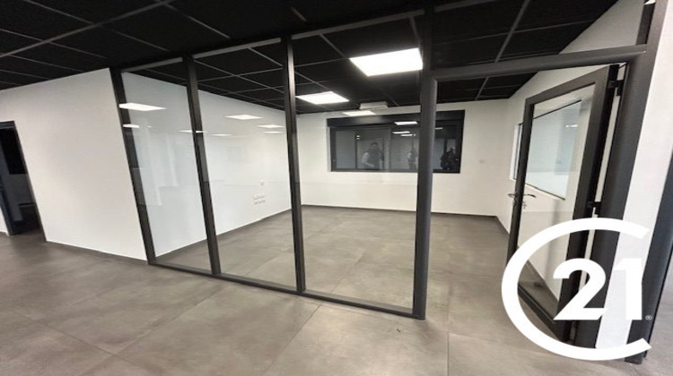 Ma-Cabane - Location Divers Portes-lès-Valence, 170 m²
