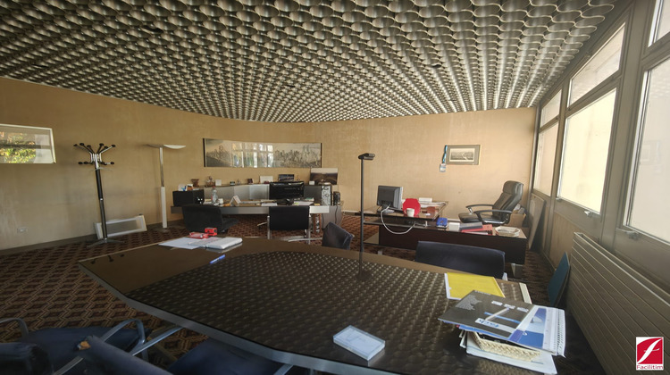 Ma-Cabane - Location Divers Pringy, 769 m²