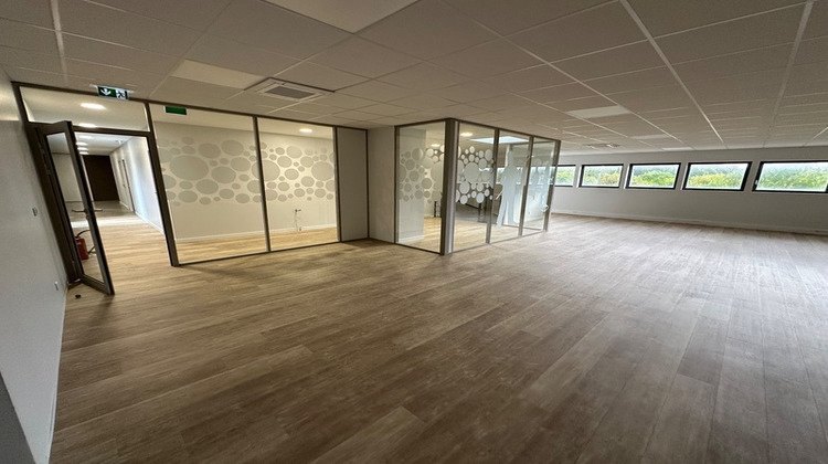 Ma-Cabane - Location Divers RILLIEUX LA PAPE, 249 m²