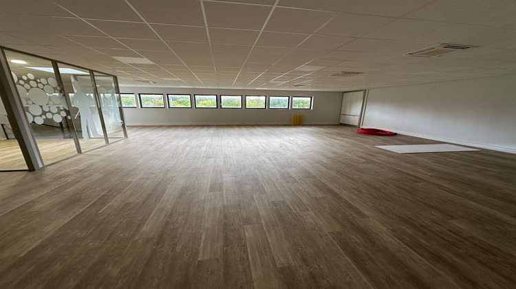Ma-Cabane - Location Divers RILLIEUX LA PAPE, 344 m²